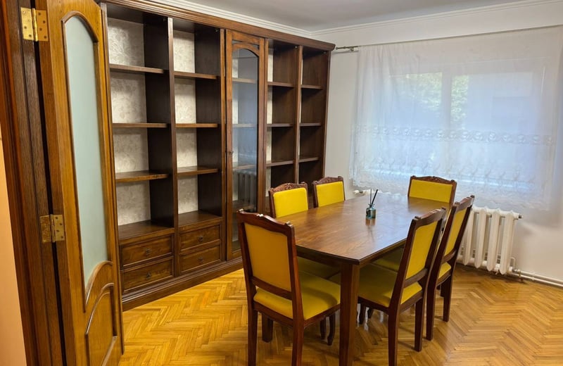 Rental of a spacious 4-room apartment, 108 m², Faleza Nord, Constanta, Romania